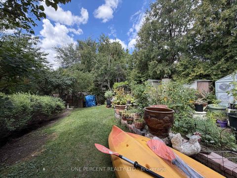 Photo 20 at 112 Yore Road, Greenbrook, Toronto