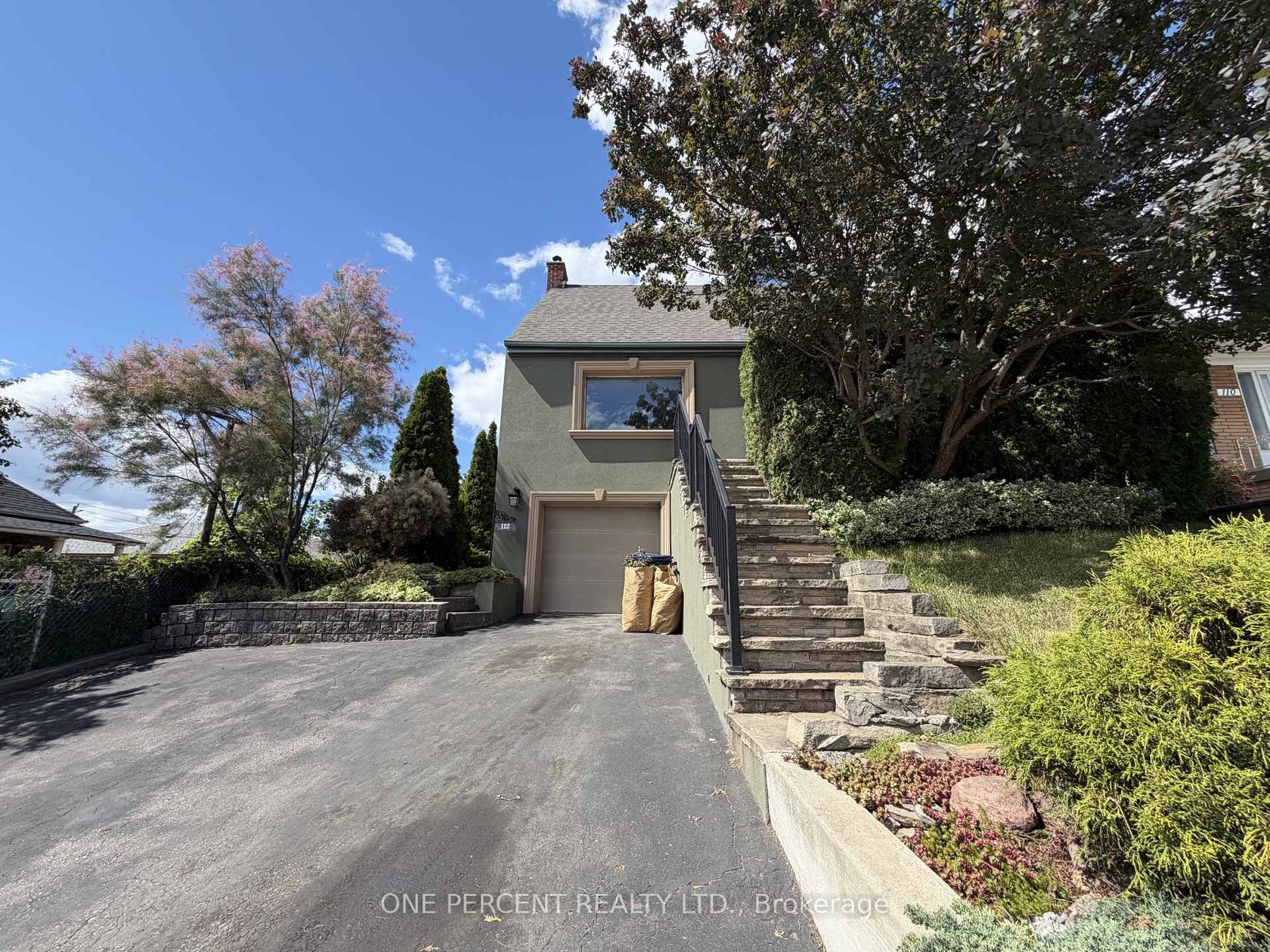 112 Yore Road, Greenbrook, Toronto 