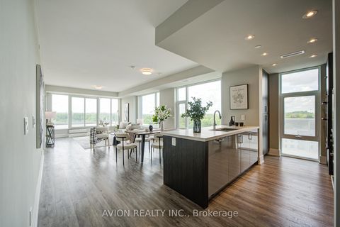 Photo 3 at 1019 - 25 Adra Grado Way, Bayview Village, Toronto