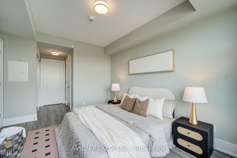 Photo 10 at 1019 - 25 Adra Grado Way, Bayview Village, Toronto