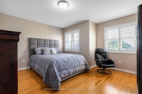 Photo 17 at 39 STOYELL Drive, Jefferson, Richmond Hill