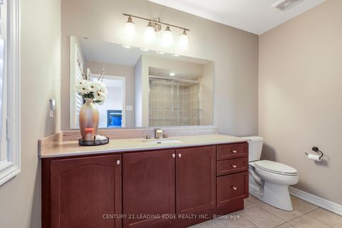 Photo 23 at 39 STOYELL Drive, Jefferson, Richmond Hill