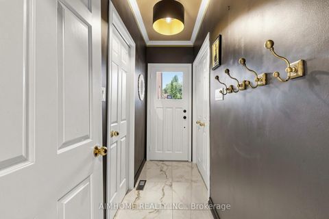 Photo 12 at 93 Clarinda Drive, Bayview Village, Toronto