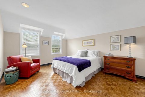 Photo 17 at 93 Clarinda Drive, Bayview Village, Toronto