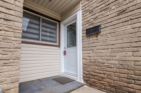 Photo 3 at 4 - 50 Silverbell Grove, Malvern, Toronto