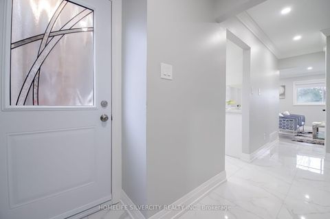 Photo 5 at 4 - 50 Silverbell Grove, Malvern, Toronto