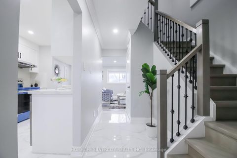 Photo 6 at 4 - 50 Silverbell Grove, Malvern, Toronto