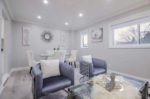 Photo 12 at 4 - 50 Silverbell Grove, Malvern, Toronto