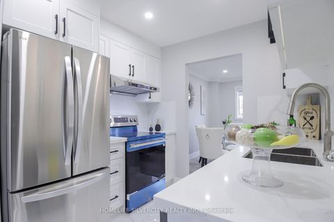 Photo 19 at 4 - 50 Silverbell Grove, Malvern, Toronto