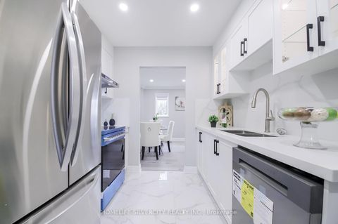 Photo 20 at 4 - 50 Silverbell Grove, Malvern, Toronto