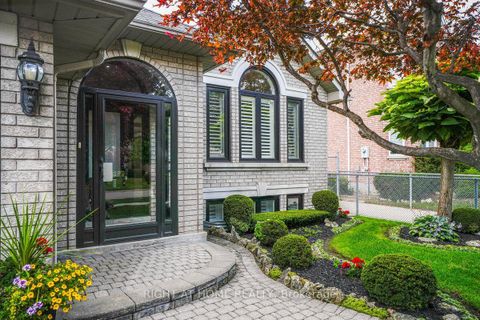 Photo 4 at 22 Romac Drive, Highland Creek, Toronto