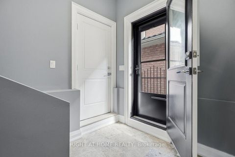Photo 32 at 22 Romac Drive, Highland Creek, Toronto