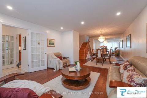 Photo 3 at 60 Seneca Hill Drive, Don Valley Village, Toronto