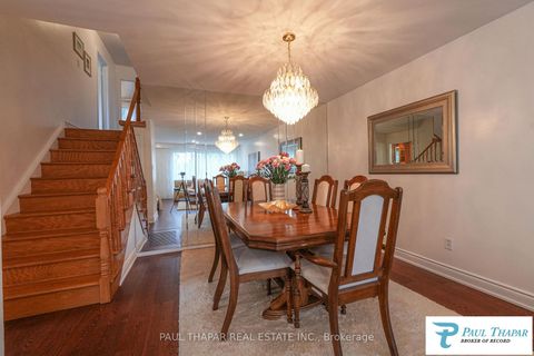 Photo 4 at 60 Seneca Hill Drive, Don Valley Village, Toronto