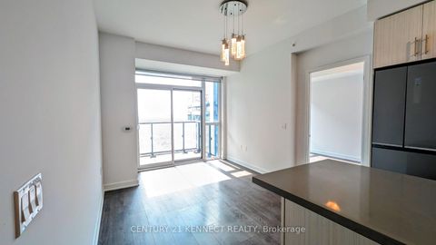 Photo 10 at Lph11 - 75 Oneida Crescent, Doncrest, Richmond Hill