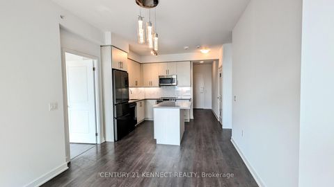 Photo 12 at Lph11 - 75 Oneida Crescent, Doncrest, Richmond Hill