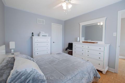 Photo 27 at 28 Sail Crescent, Vellore Village, Vaughan