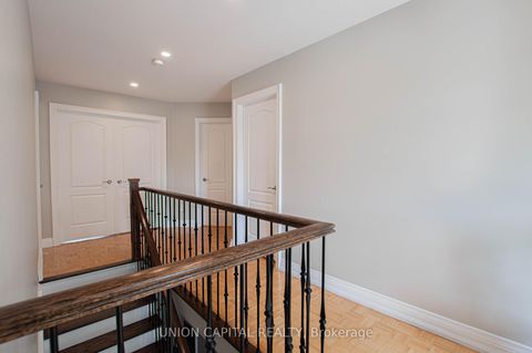 Photo 28 at 28 Sail Crescent, Vellore Village, Vaughan