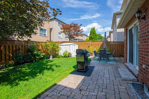 Photo 35 at 28 Sail Crescent, Vellore Village, Vaughan