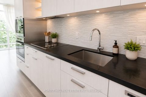 Photo 10 at 306 - 32 Davenport Road, Annex, Toronto