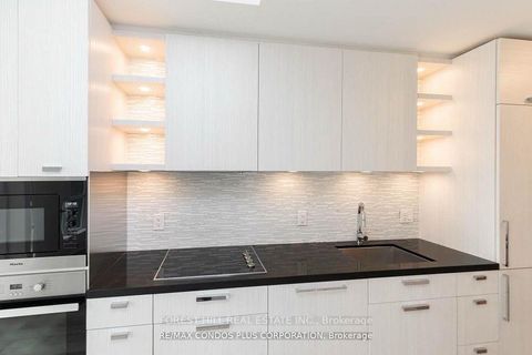 Photo 14 at 306 - 32 Davenport Road, Annex, Toronto