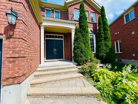 Photo 2 at 42 Parisian Crescent, Shore, Barrie