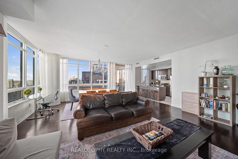 Photo 4 at 4305 - 65 Bremner Boulevard, Waterfront Communities C1, Toronto