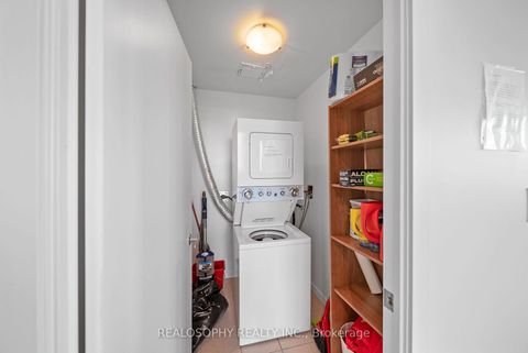 Photo 13 at 4305 - 65 Bremner Boulevard, Waterfront Communities C1, Toronto