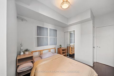Photo 14 at 4305 - 65 Bremner Boulevard, Waterfront Communities C1, Toronto
