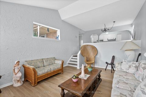 Photo 11 at 224 - 260 John Garland Boulevard, Clairville, Toronto