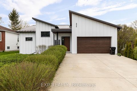 Photo 1 at 236 Cox Mill Road, Painswick North, Barrie