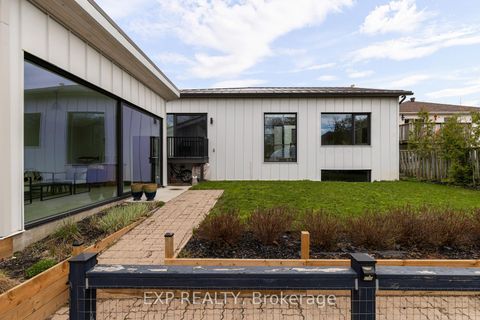 Photo 27 at 236 Cox Mill Road, Painswick North, Barrie