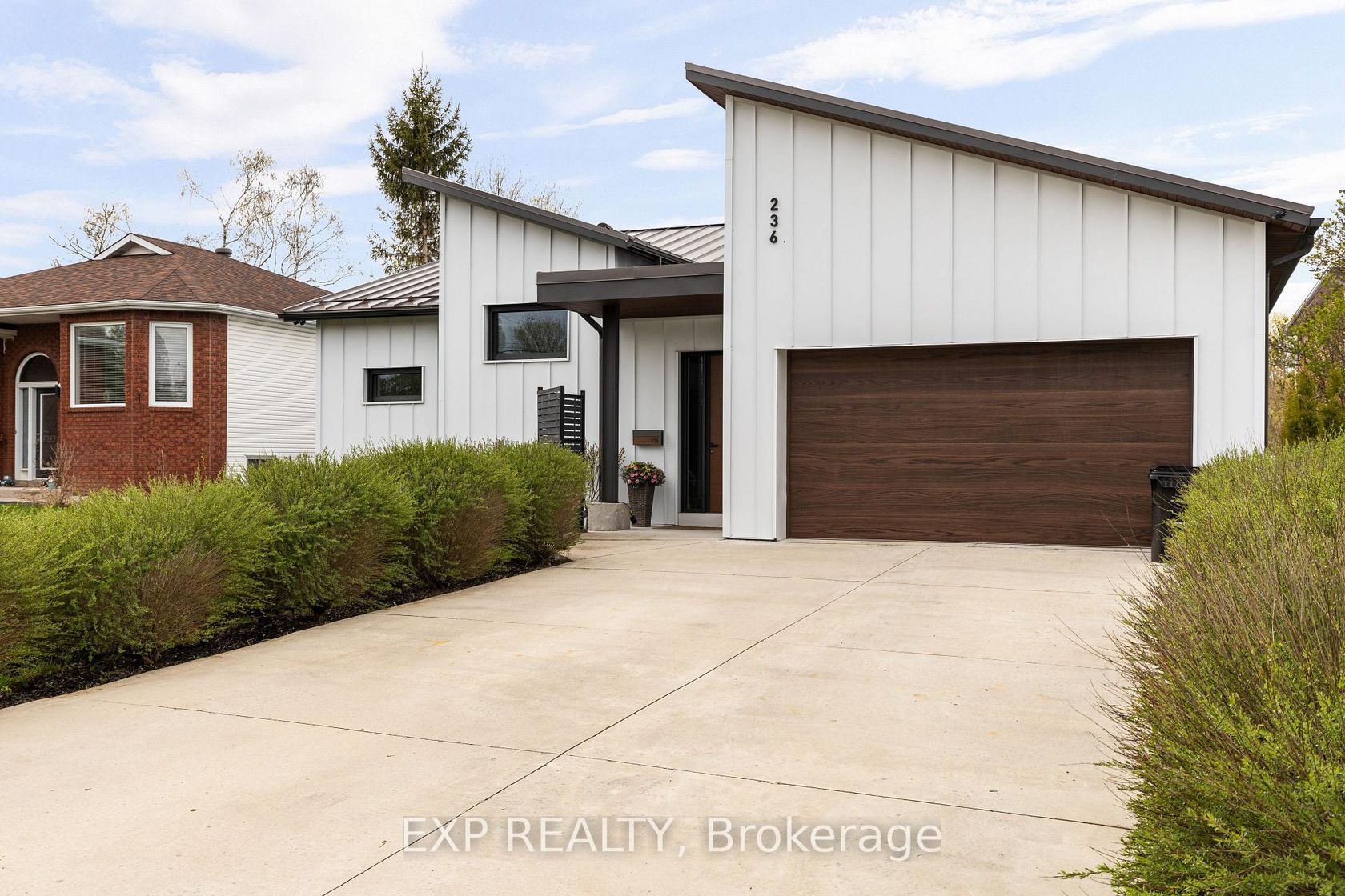 236 Cox Mill Road, Painswick North, Barrie photo 1