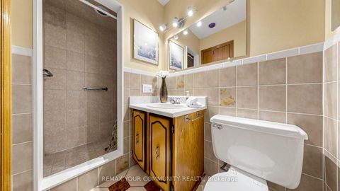 Photo 14 at 2 Janus Place, West Woodbridge, Vaughan