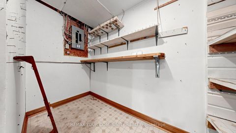 Photo 36 at 2 Janus Place, West Woodbridge, Vaughan
