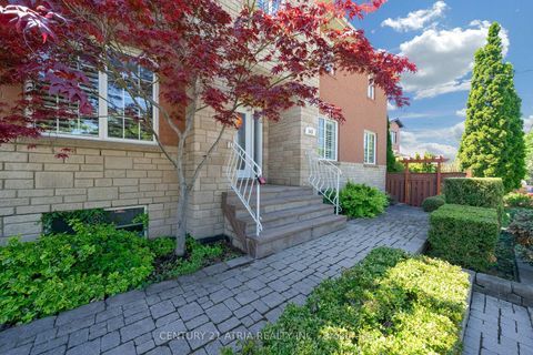 Photo 4 at 543 Queens Drive, Rustic, Toronto