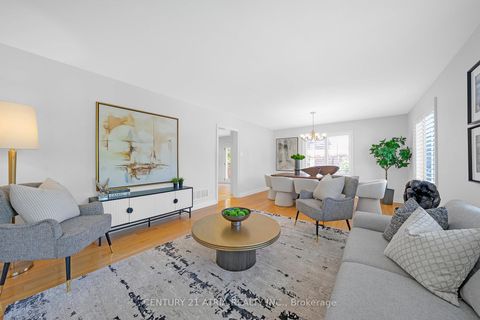 Photo 7 at 543 Queens Drive, Rustic, Toronto