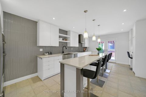 Photo 12 at 543 Queens Drive, Rustic, Toronto