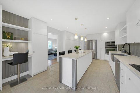 Photo 13 at 543 Queens Drive, Rustic, Toronto