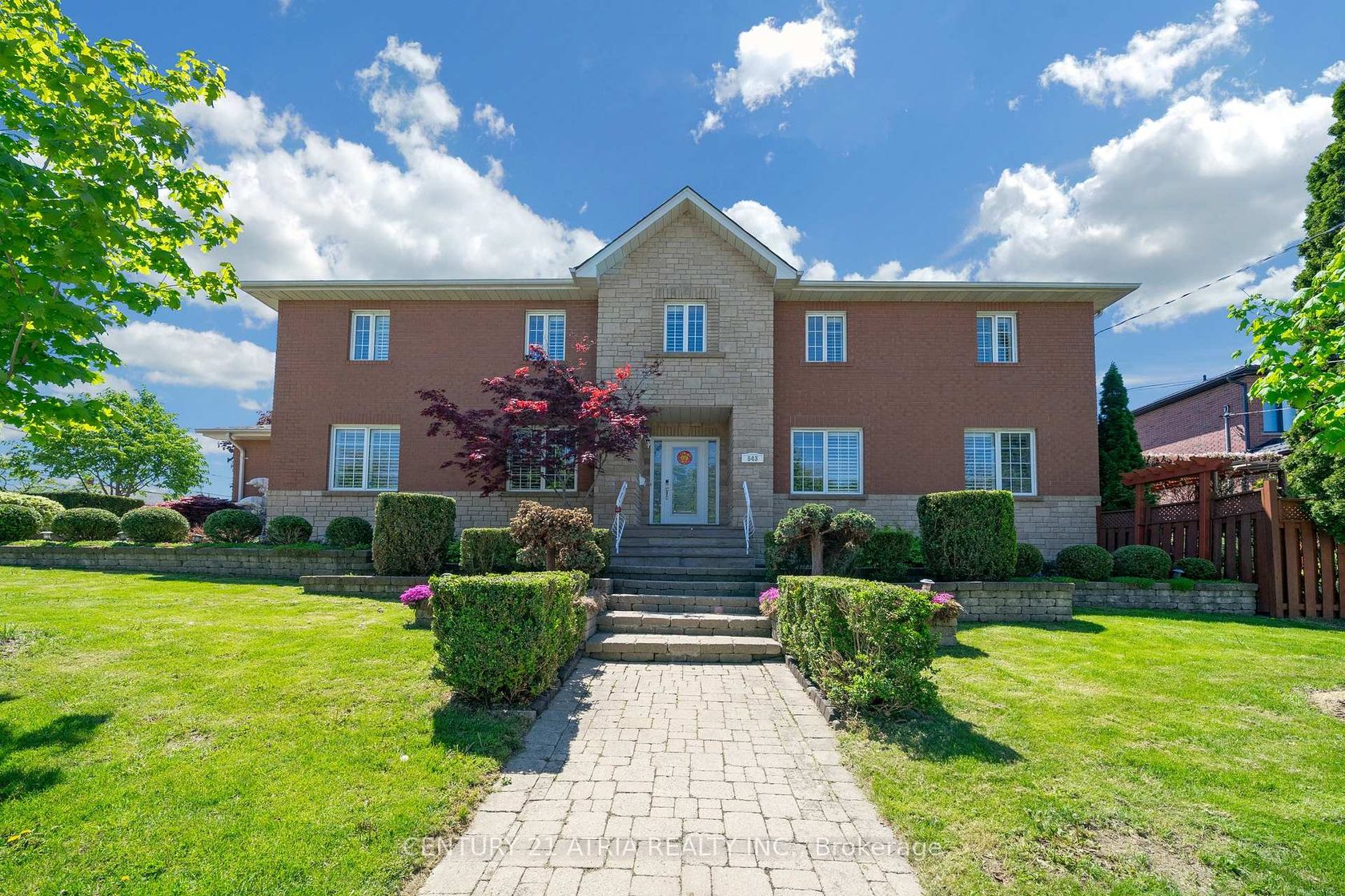543 Queens Drive, Rustic, Toronto 