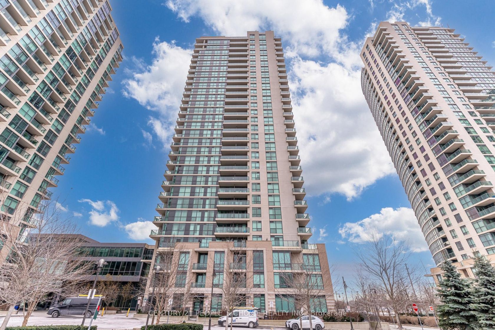 2005 - 215 Sherway Gardens Road, City Centre West, Toronto 