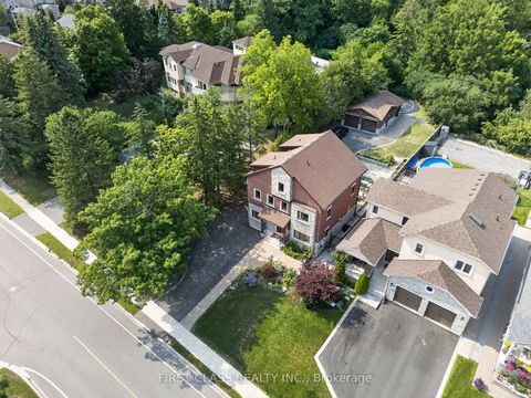 Photo 6 at 302 Brookside Road, Westbrook, Richmond Hill