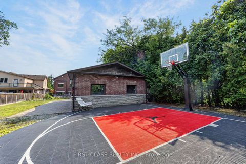 Photo 8 at 302 Brookside Road, Westbrook, Richmond Hill