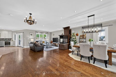 Photo 9 at 302 Brookside Road, Westbrook, Richmond Hill