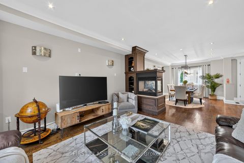 Photo 13 at 302 Brookside Road, Westbrook, Richmond Hill