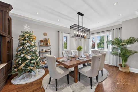 Photo 18 at 302 Brookside Road, Westbrook, Richmond Hill
