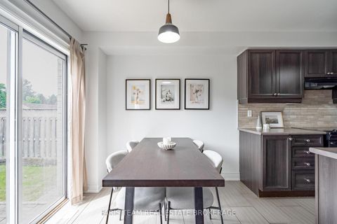Photo 9 at 49 Cunningham Drive, Ardagh, Barrie