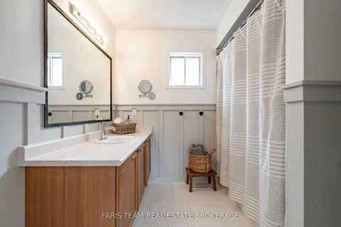Photo 20 at 49 Cunningham Drive, Ardagh, Barrie