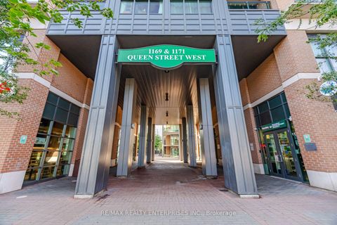 Photo 2 at 608 - 1169 Queen Street W, Little Portugal, Toronto
