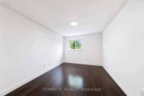 Photo 21 at 35 Kitsilano Crescent, North Richvale, Richmond Hill